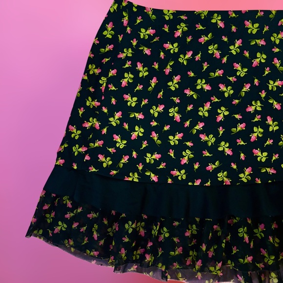 Betsey Johnson Black & Pink Rosebud Mini Skirt Swimsuit Cover-Up - Picture 8 of 11